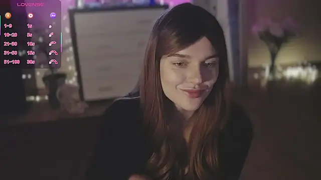 CherryRed Girl online show from 10.04.25