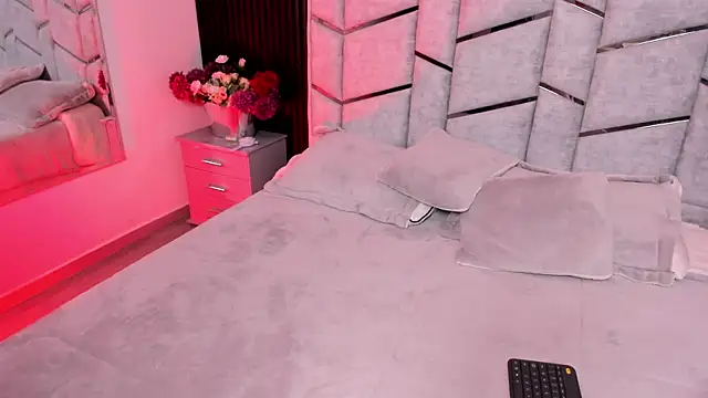 Ibbiebennett online show from 09.12.25