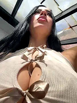 Antonella Smiith  online show from 10.02.25