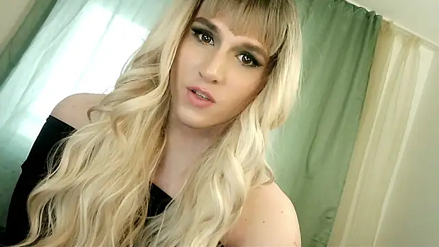 Snapshot of hellenspellman chatting on 03.06.25 hellenspellman online show from 03.06.25