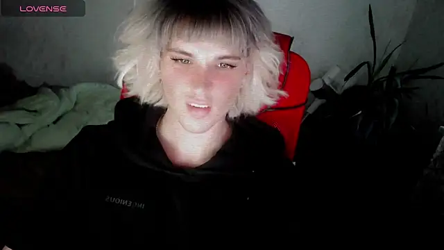 Snapshot of hellenspellman chatting on 09.09.25 hellenspellman online show from 09.09.25