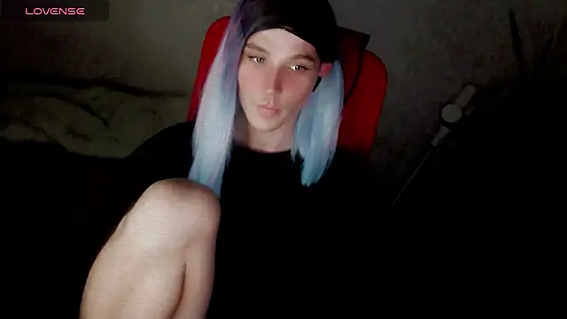 Snapshot of hellenspellman chatting on 10.21.25 hellenspellman online show from 10.21.25