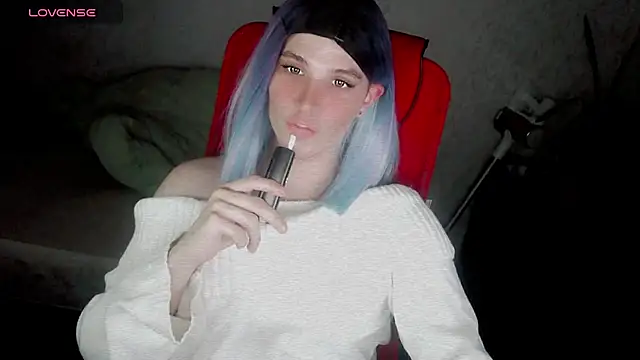 Snapshot of hellenspellman chatting on 10.28.25 hellenspellman online show from 10.28.25