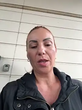 YNA ELLA online show from 11.12.25