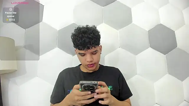 Axel Forte online show from 10.31.25