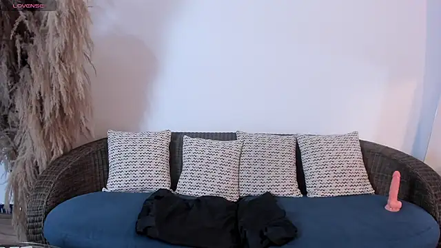 Ivaannaa  online show from 03.01.25