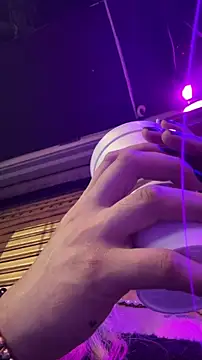 ScarletThompsonx online show from 04.12.26