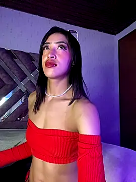 MichelleDiaz Pink online show from 11.11.25