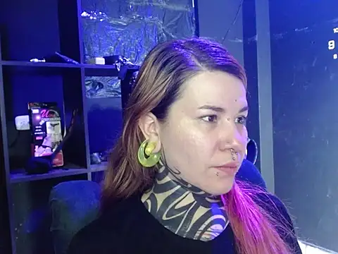 Pandora 9666 online show from 11.14.25