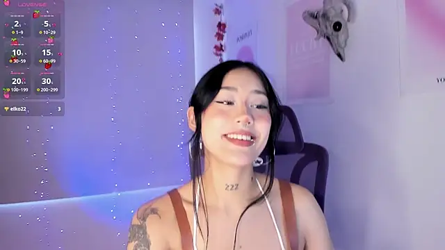 MiaWilsson  online show from 12.17.25