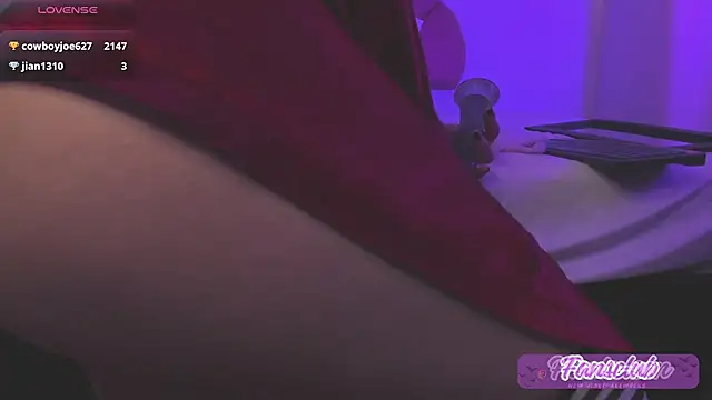 Hisato111 online show from 03.20.25