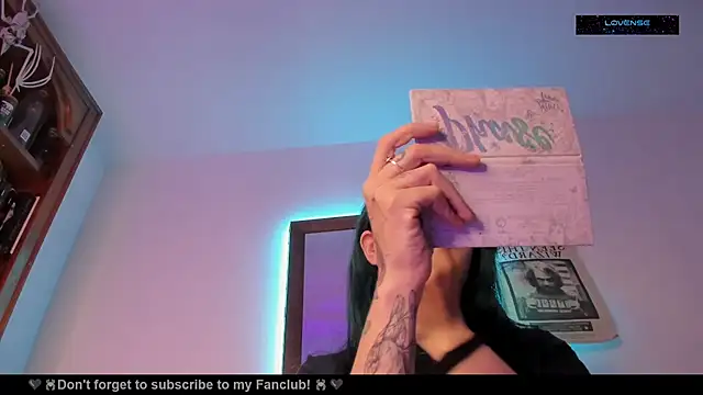 Hisato111 online show from 10.12.25