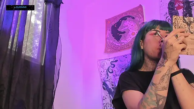 Hisato111 online show from 11.13.25