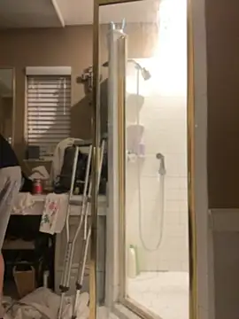 Snapshot of Polaroid_White chatting on 11.01.25 Polaroid White online show from 11.01.25