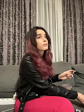 Snapshot of Mazzekyn chatting on 10.11.25 Mazzekyn online show from 10.11.25