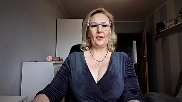 DianaLive online show from 04.07.26