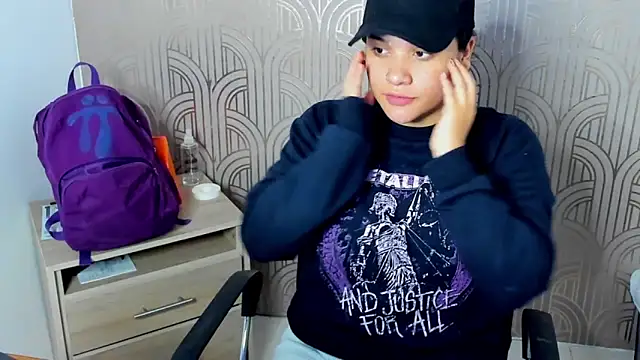 BloodyMaary  online show from 02.26.25