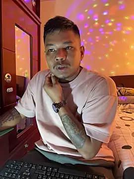 Snapshot of Saipuer31 chatting on 02.17.26 Saipuer31 online show from 02.17.26