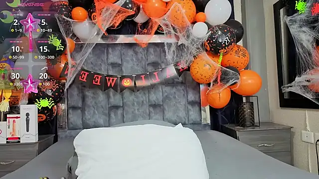 Effie cooper online show from 10.20.25