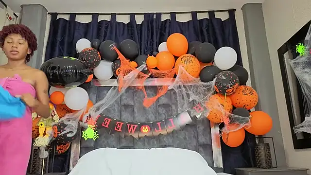 Effie cooper online show from 11.03.25