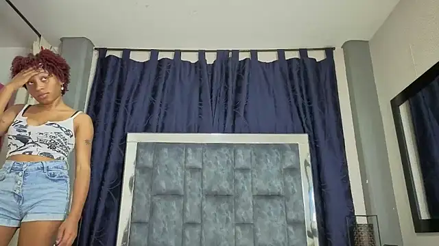 Effie cooper online show from 11.07.25