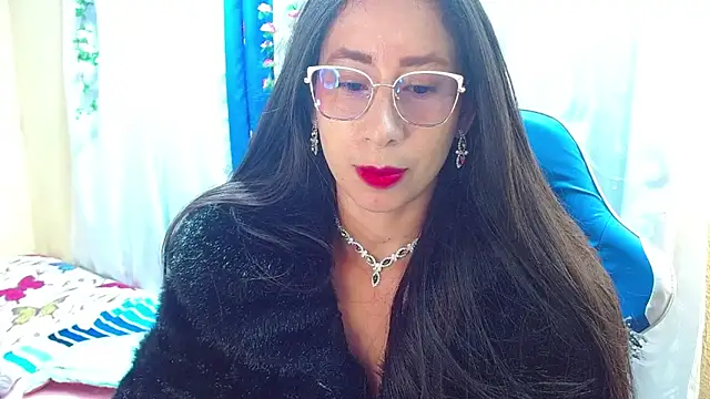 Gia leinn online show from 11.08.25