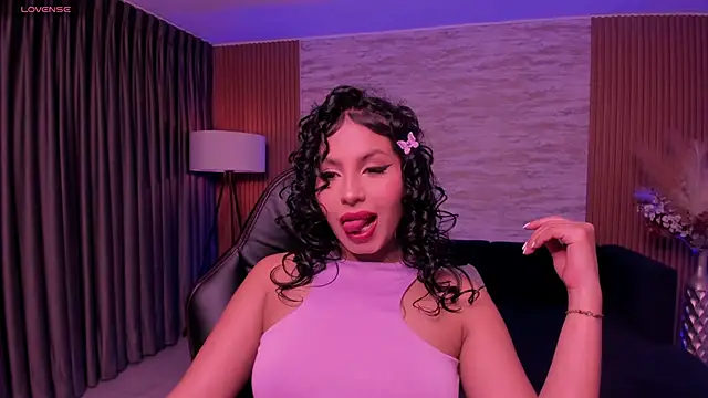 Snapshot of hannah_thomson_ chatting on 10.02.25 hannah thomson online show from 10.02.25