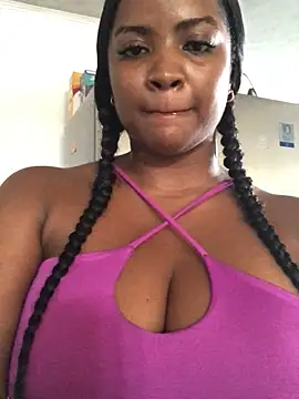 Snapshot of ValerieBlakee chatting on 05.18.26 ValerieBlakee online show from 05.18.26