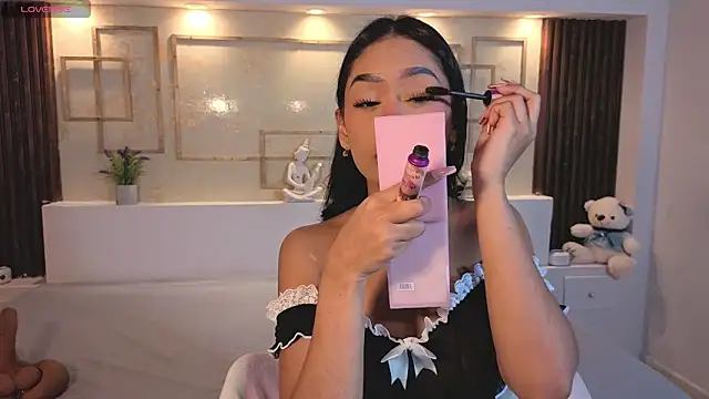 ChloeMoon9 online show from 10.28.25