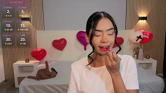 ChloeMoon9 online show from 02.14.26