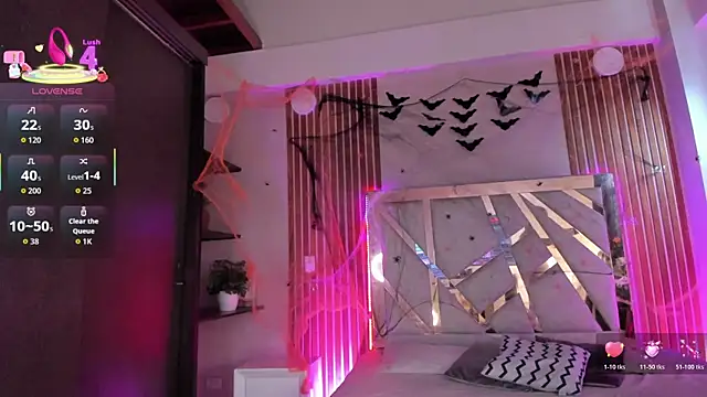 sweetviolet   online show from 10.28.25