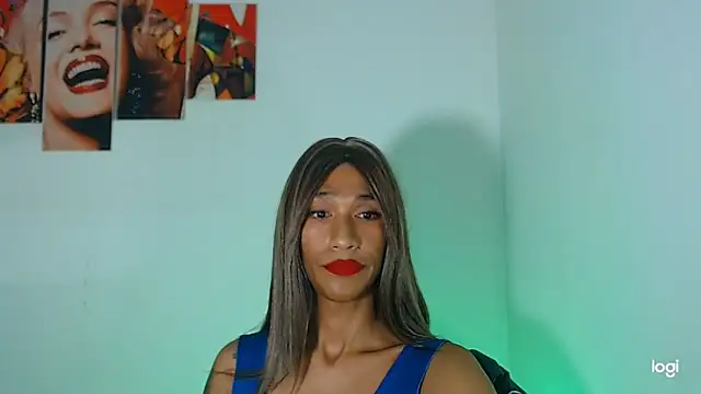 Snapshot of red_veltet chatting on 10.25.25 red veltet online show from 10.25.25