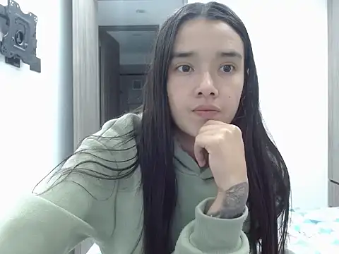 Snapshot of _luna_777 chatting on 04.02.26 luna 777 online show from 04.02.26