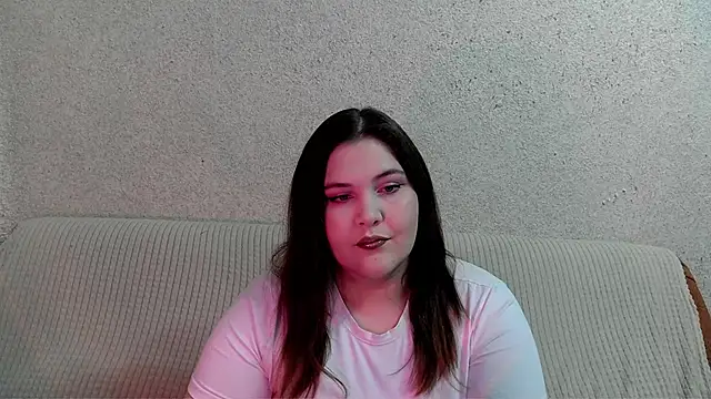 Snapshot of rachelwild chatting on 11.04.25 rachelwild online show from 11.04.25