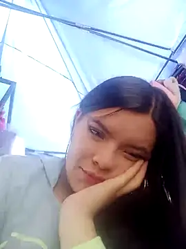 krolay16 online show from 10.15.25