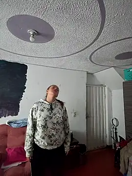 krolay16 online show from 10.24.25