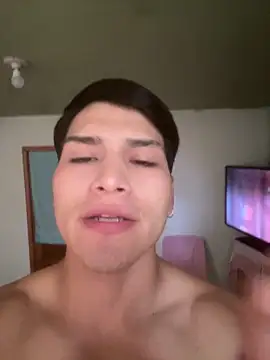 Snapshot of MaxxxSteil chatting on 11.03.25 MaxxxSteil online show from 11.03.25