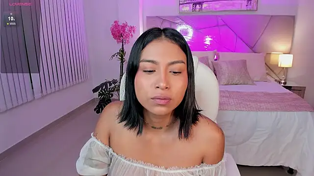 Ivyy Moon  online show from 03.29.26