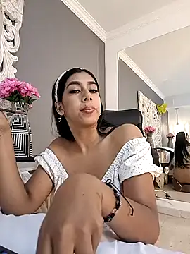 AnnieGibbyns online show from 03.23.26