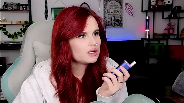 Della Ideal online show from 03.23.26