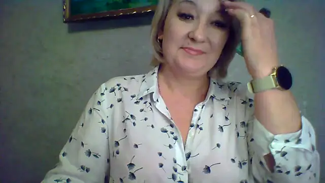 Snapshot of ArielXLoveresss chatting on 11.09.25 ArielXLoveresss online show from 11.09.25