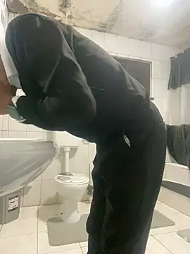 Snapshot of rogerdik76 chatting on 02.19.26 rogerdik76 online show from 02.19.26