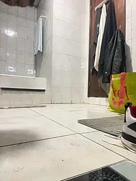 Snapshot of rogerdik76 chatting on 02.26.26 rogerdik76 online show from 02.26.26