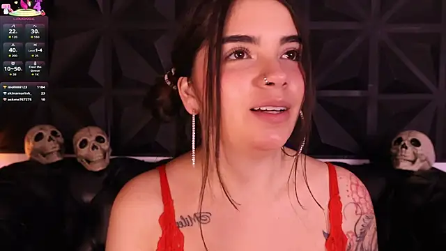 DaphneGlas online show from 10.28.25