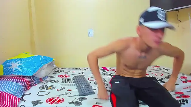 Ixchell dewei online show from 09.18.25