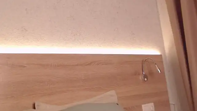 IvyAngel online show from 11.28.25