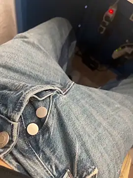 Snapshot of mario_6_9_9_0 chatting on 02.18.26 mario 6 9 9 0 online show from 02.18.26