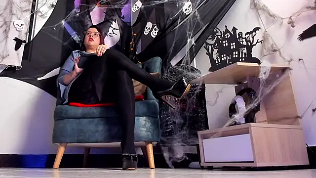 martina soto online show from 10.25.25