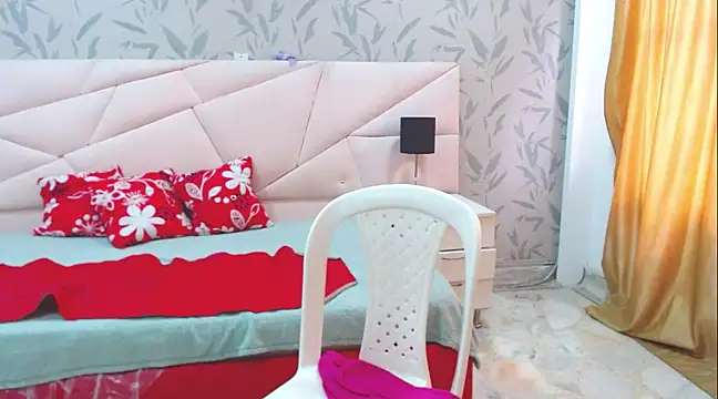 Snapshot of SexyPamela69 chatting on 03.17.25 SexyPamela69 online show from 03.17.25