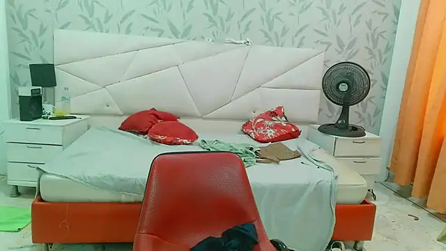 Snapshot of SexyPamela69 chatting on 04.30.26 SexyPamela69 online show from 04.30.26